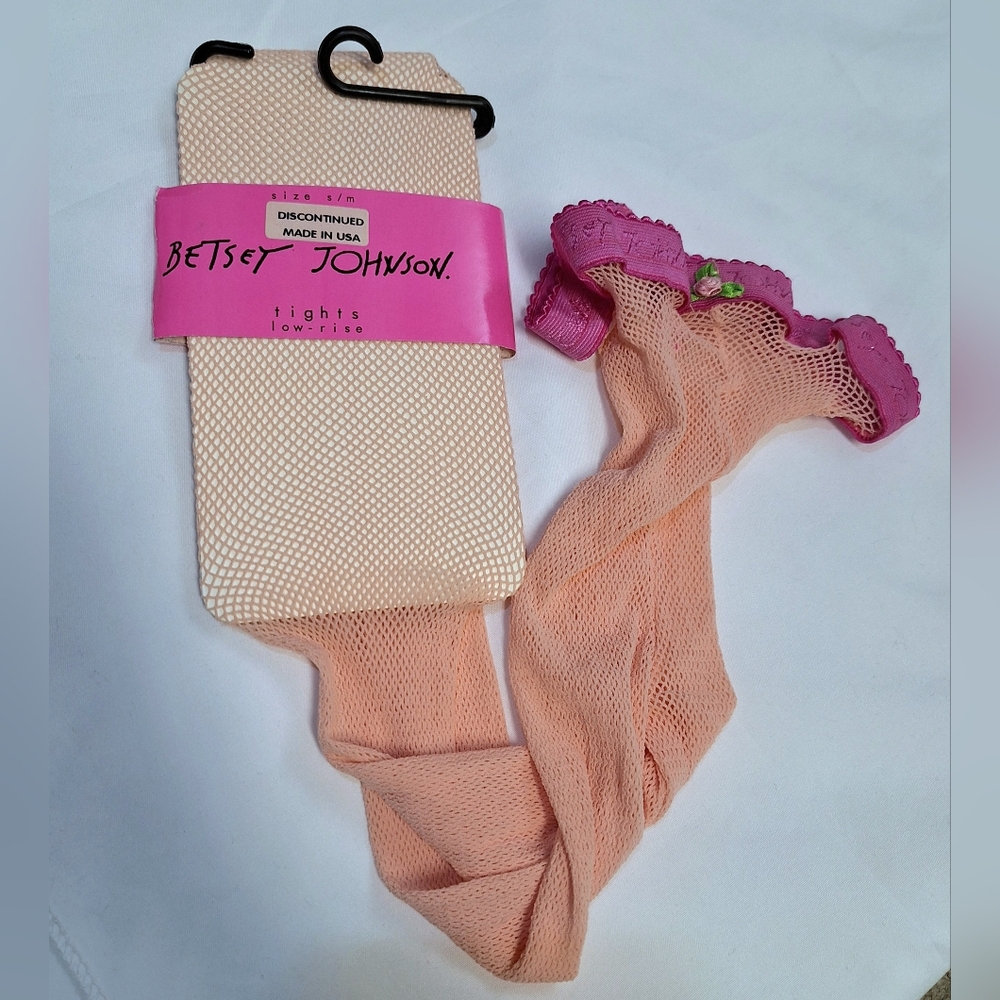Vintage Betsy Johnson Tights Low-Rise Pink Peach FishNet Stocking Discontinued